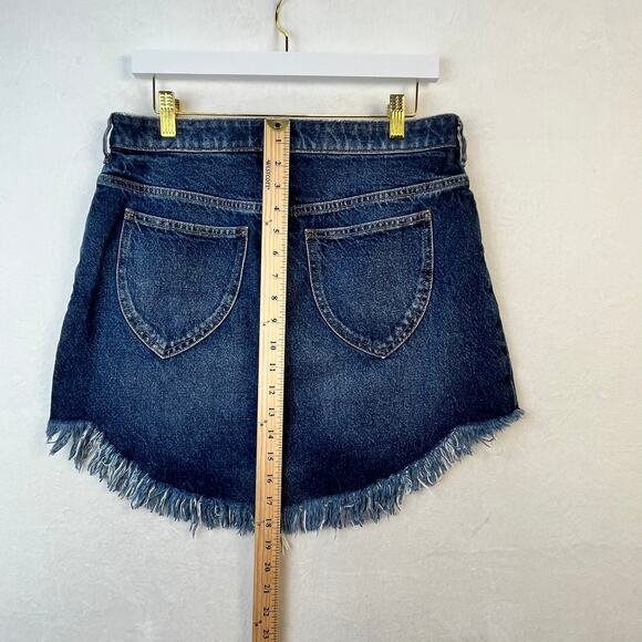 Free People Baily Fringe Denim Mini Skirt Dark Wash Jean Skirt Y2K Vibes 29W - Picture 8 of 11